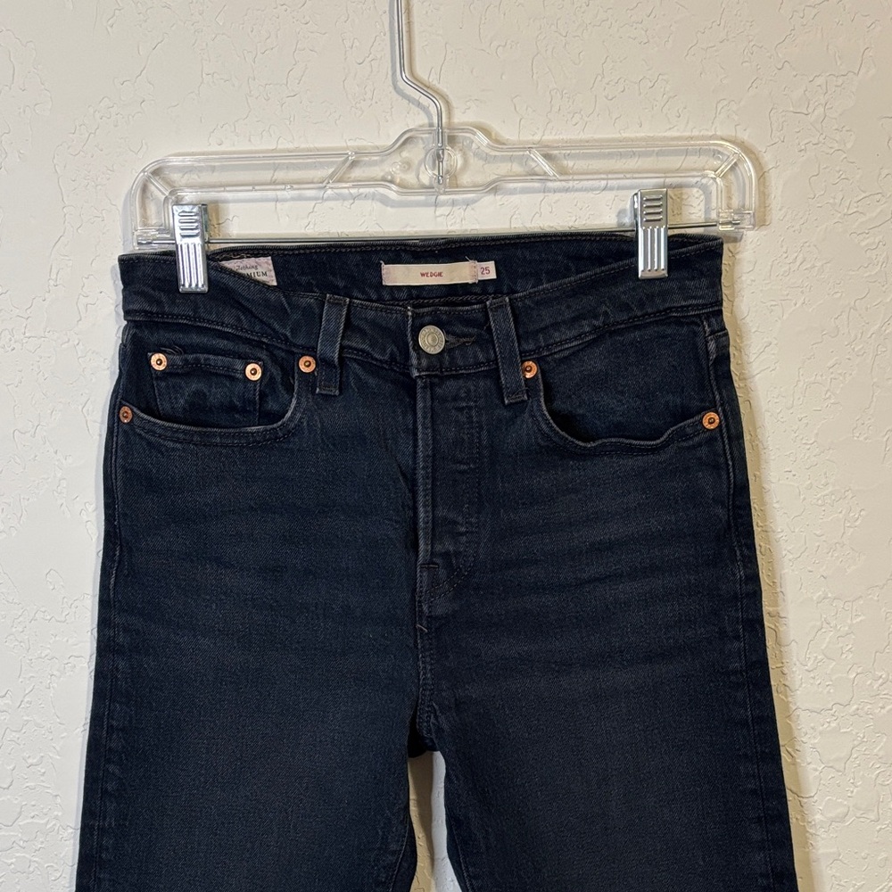 Levi Strauss button fly Wedgie skinny jeans - Picture 2 of 10